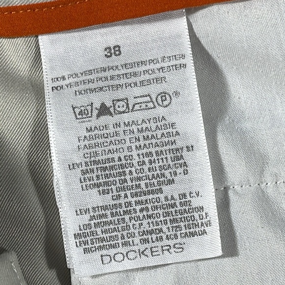 Dockers mens khaki polyester flat front 9.5" inseam Golf shorts - size 38 - Picture 7 of 11